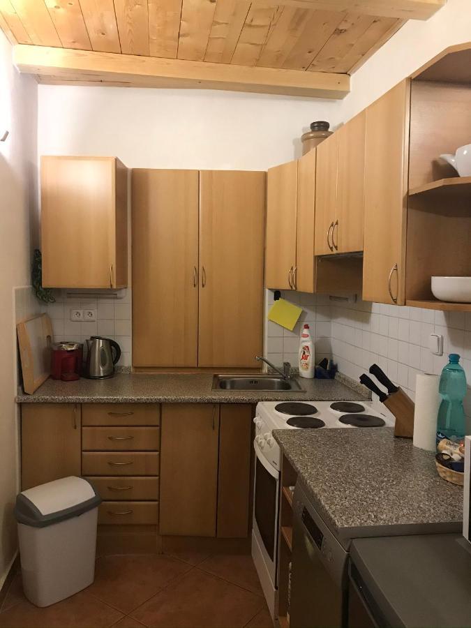 קרלובי וארי Apartment Sadova מראה חיצוני תמונה